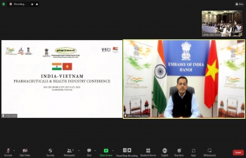 India@75: Ambassador Addresses Event to Promote Pharmaceutical Cooperation with Vietnam